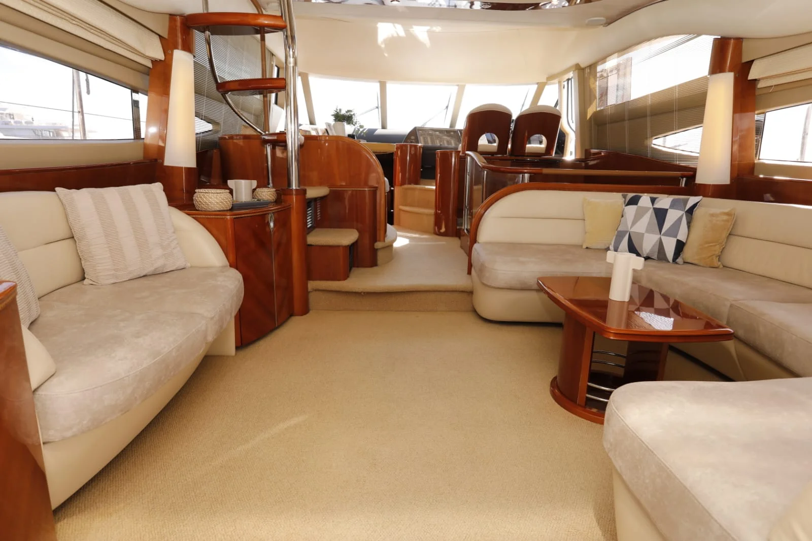 Princess 61