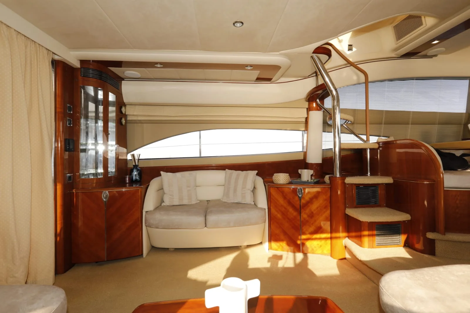 Princess 61