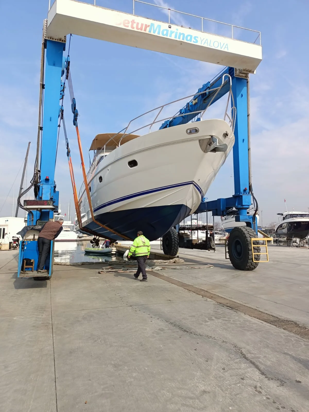 Princess 61